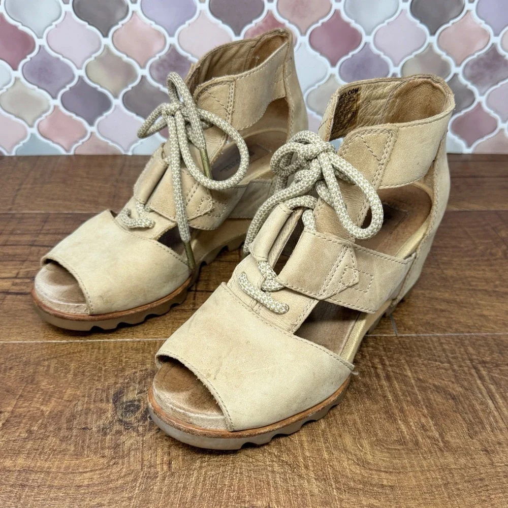 SOREL Joanie Lace Sandal Tan Suede Wedge Heel Open Toe 6